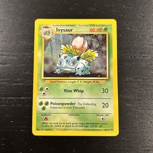 Ivysaur Pokémon Base Set 30/102 Shadowed. Great Condition